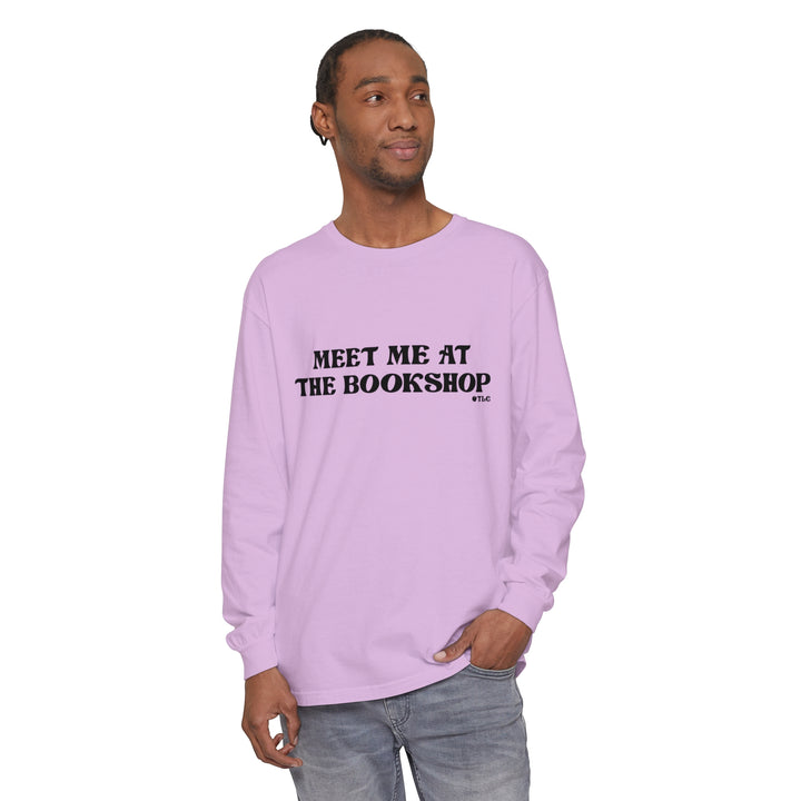 Meet me at the bookshop Long Sleeve T-Shirt