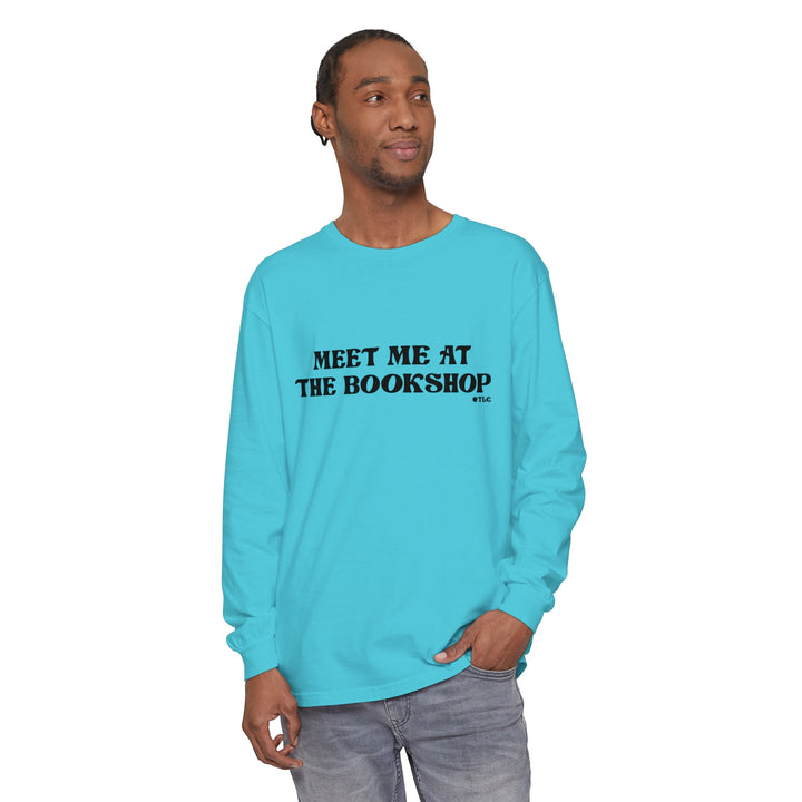 Meet me at the bookshop Long Sleeve T-Shirt